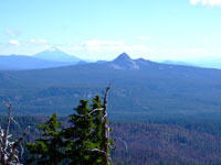 Mt Mcloughlin & Union Peak from the Watchman